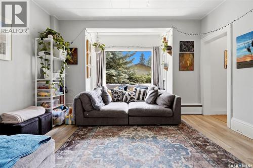 913 Boyle Street, Indian Head, SK - Indoor Photo Showing Living Room