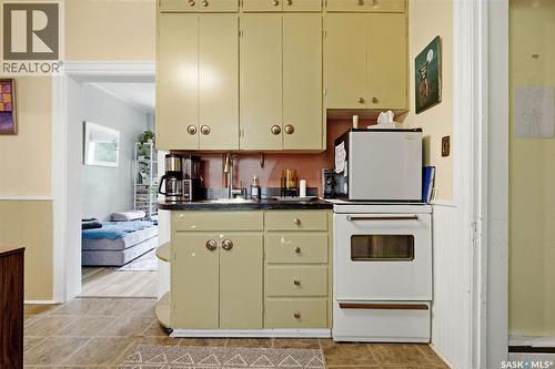 913 Boyle Street, Indian Head, SK - Indoor Photo Showing Kitchen