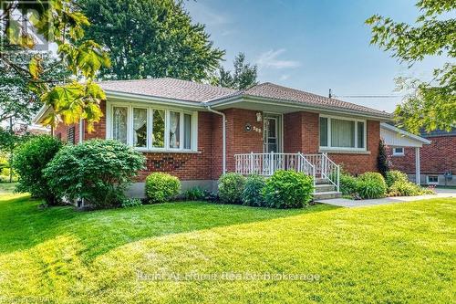202 EASSON STREET  Stratford, ON N5A 1N5