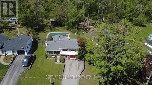 8 SANDRA DRIVE  Orillia, ON L3V 3G7