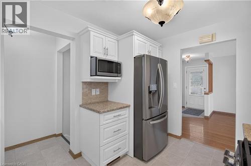 41 Darlington Drive, Hamilton, ON - Indoor Photo Showing Other Room