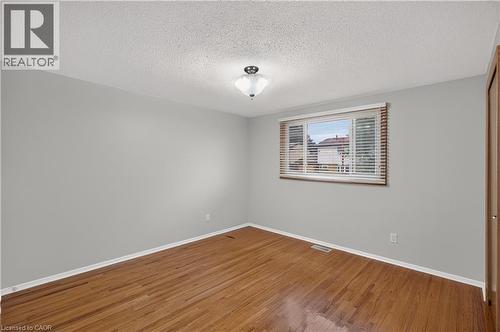 41 Darlington Drive, Hamilton, ON - Indoor Photo Showing Other Room