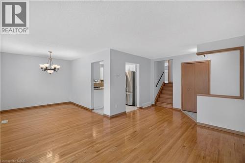 41 Darlington Drive, Hamilton, ON - Indoor Photo Showing Other Room