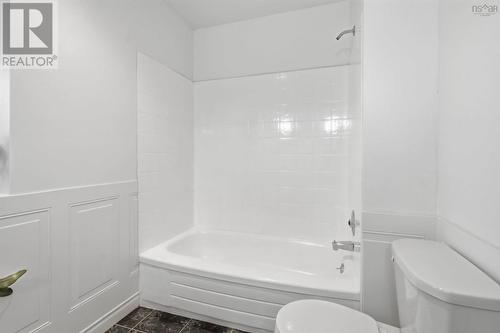 Bathroom - 43 Karen Avenue, Fall River, NS - Indoor Photo Showing Bathroom