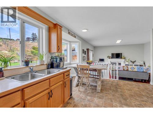 755 Wiseman Place, Naramata, BC - Indoor Photo Showing Kitchen With Double Sink