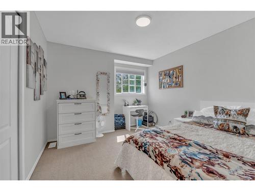 755 Wiseman Place, Naramata, BC - Indoor Photo Showing Bedroom