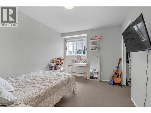 755 Wiseman Place, Naramata, BC - Indoor Photo Showing Bedroom