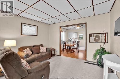 336 Josephine Unit# 2, Windsor, ON - Indoor Photo Showing Living Room