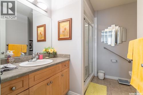 201 3101 Renfrew Crescent E, Regina, SK - Indoor Photo Showing Bathroom