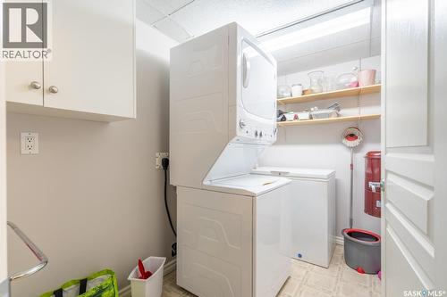 201 3101 Renfrew Crescent E, Regina, SK - Indoor Photo Showing Laundry Room