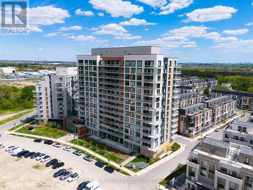 713 - 6 DAVID EYER ROAD  Richmond Hill, ON L4S 0N5
