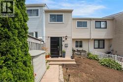 76 FROBISHER Court  Cambridge, ON N1R 6Z5