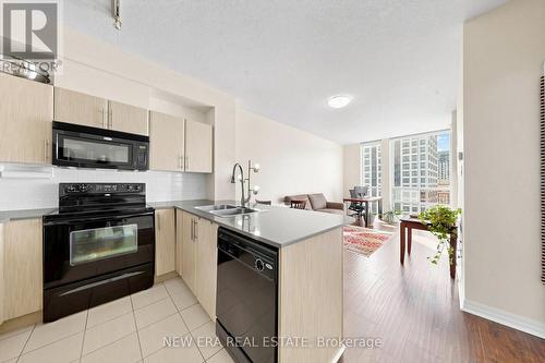 2810 - 3515 KARIYA DRIVE  Mississauga, ON L5B 0C1
