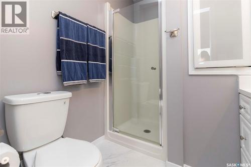 439 Fairbrother Court, Saskatoon, SK - Indoor Photo Showing Bathroom