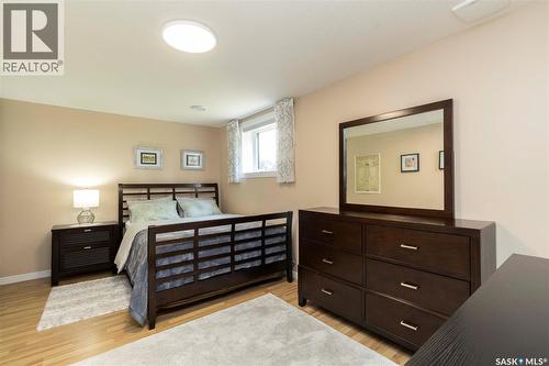 439 Fairbrother Court, Saskatoon, SK - Indoor Photo Showing Bedroom