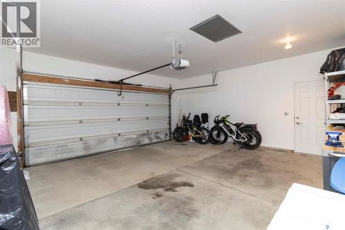 439 Fairbrother Court, Saskatoon, SK - Indoor Photo Showing Garage