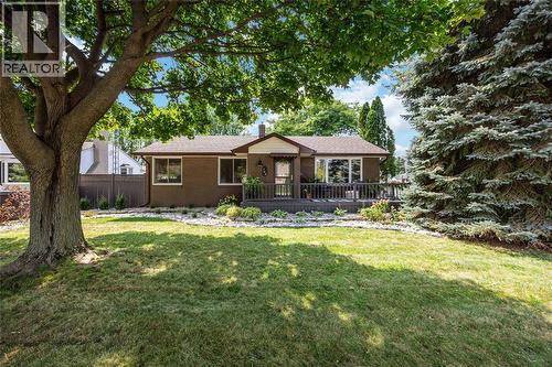 703 MICHIGAN AVENUE  Point Edward, ON N7V 1G9