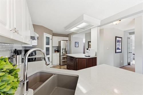 141 Invermere St, Winnipeg, MB - Indoor Photo Showing Kitchen