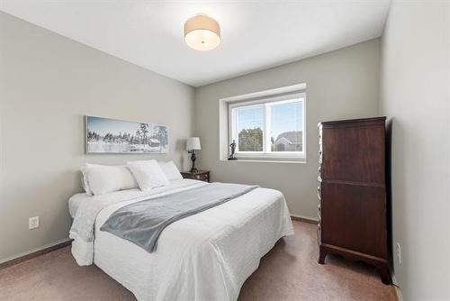 141 Invermere St, Winnipeg, MB - Indoor Photo Showing Bedroom
