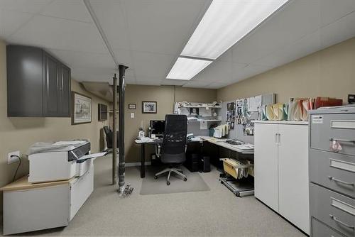 141 Invermere St, Winnipeg, MB - Indoor