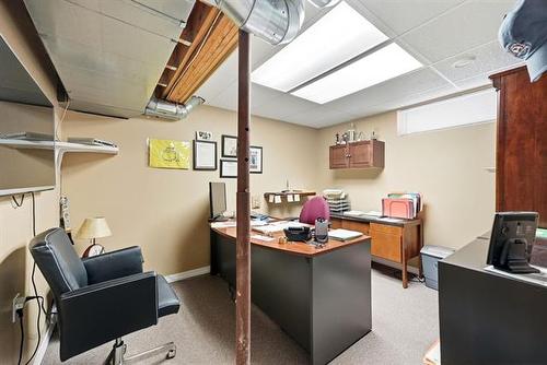 141 Invermere St, Winnipeg, MB - Indoor