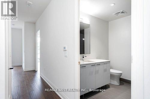307 - 293 THE KINGSWAY , Toronto, Ontario M9A 0E8 5