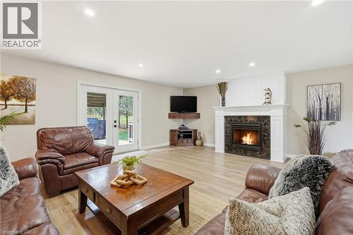 19 Concession 5 E, Waterdown, ON - Indoor Photo Showing Living Room With Fireplace