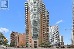 1703 - 445 LAURIER AVE AVENUE W  Ottawa, ON K1N 6R4