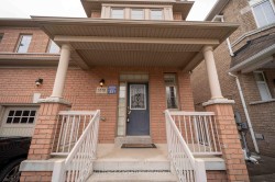 5570 Meadowcrest Avenue Mississauga, ON L5M 0V1