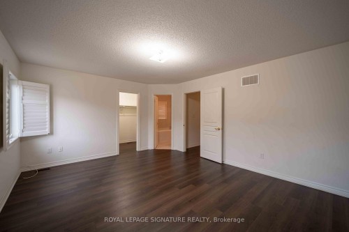 5570 Meadowcrest Avenue, Mississauga, ON 