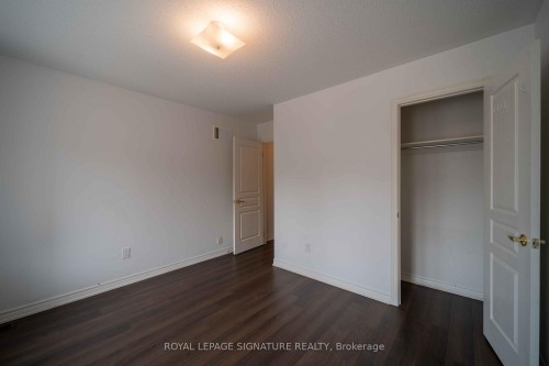 5570 Meadowcrest Avenue, Mississauga, ON 