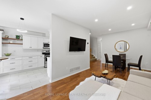 24-10 Davidson Boulevard, Hamilton, ON - Indoor