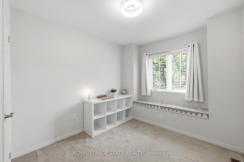 24-10 Davidson Boulevard, Hamilton, ON - Indoor