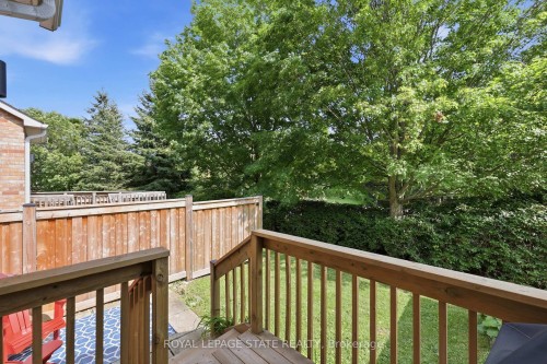 24-10 Davidson Boulevard, Hamilton, ON - Outdoor