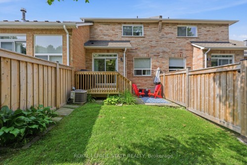 24-10 Davidson Boulevard, Hamilton, ON - Outdoor With Exterior