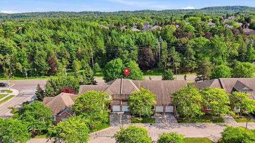 24-10 Davidson Boulevard, Hamilton, ON - Outdoor