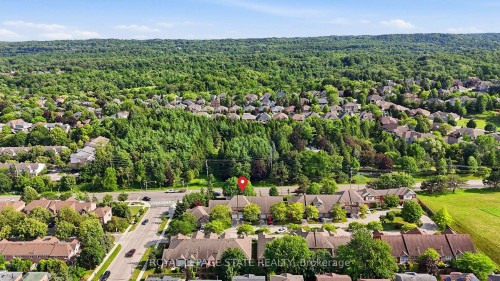 24-10 Davidson Boulevard, Hamilton, ON - Outdoor With View