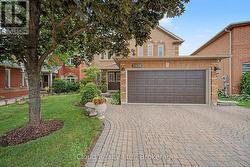 3926 BAGGINS COURT  Mississauga, ON L5N 7A3