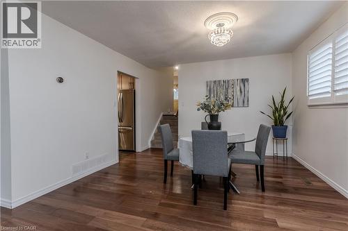 3128 Centennial Drive, Burlington, ON - Indoor Photo Showing Dining Room