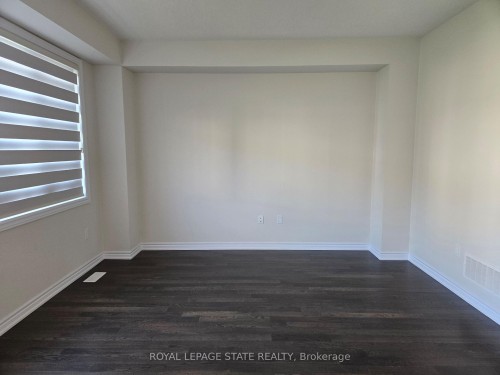 395 Barker Parkway, Thorold, ON - Indoor Photo Showing Other Room