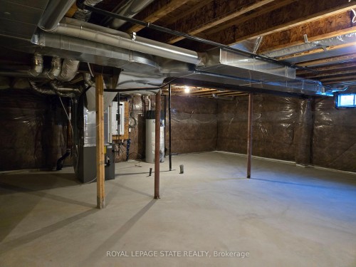 395 Barker Parkway, Thorold, ON - Indoor Photo Showing Basement
