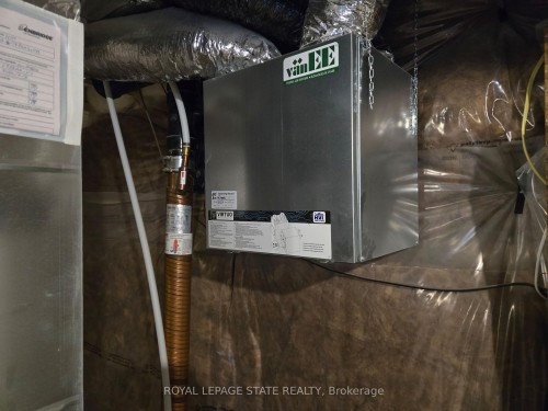 395 Barker Parkway, Thorold, ON - Indoor Photo Showing Other Room
