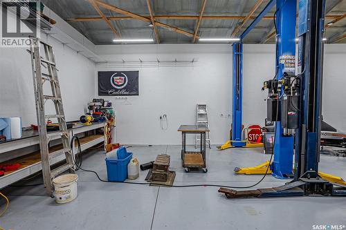 Highway 16 Acreage, Blucher Rm No. 343, SK - Indoor Photo Showing Garage