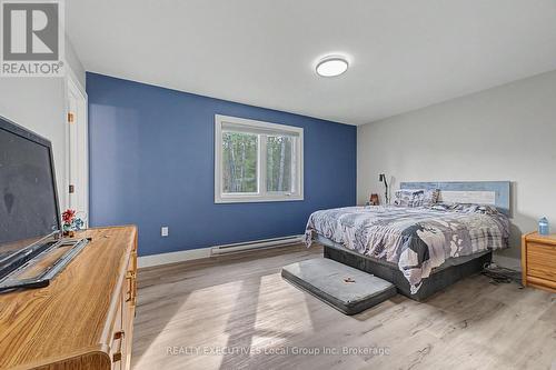 575 Hart Road, Callander, ON - Indoor Photo Showing Bedroom