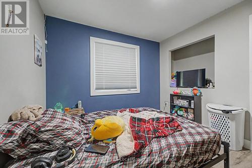 575 Hart Road, Callander, ON - Indoor Photo Showing Bedroom