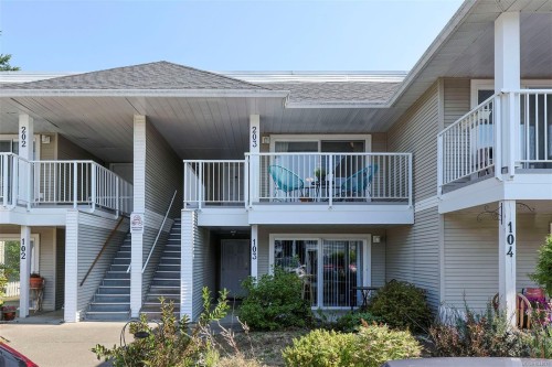 #203-130 Back Rd  Courtenay, BC V9N 3W6