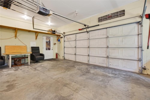 1764 Anderton Rd, Comox, BC 