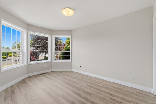 1325 Leeward Way, Qualicum Beach, BC 