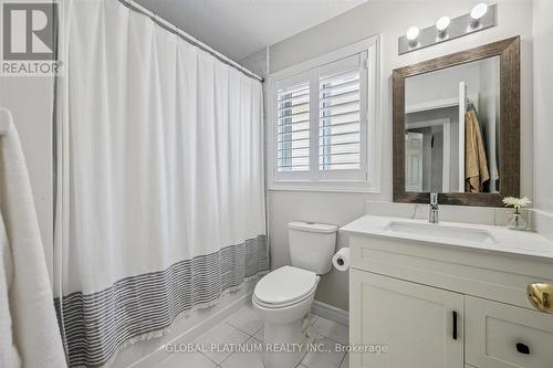 244 Doon South Drive, Kitchener, ON - Indoor Photo Showing Bathroom