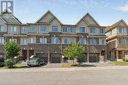 223 DANZATORE PATH Oshawa, ON L1L 0P9